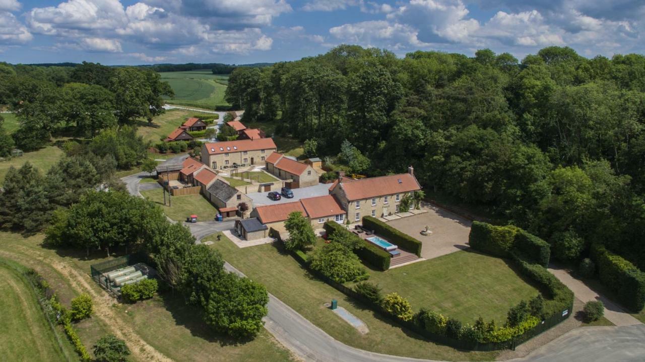 High Oaks Grange - Cottages Pickering Eksteriør billede